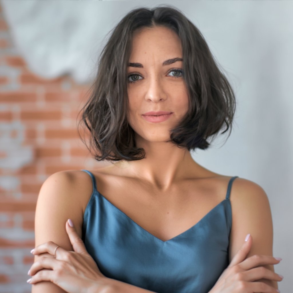 Tam Lumière headshot